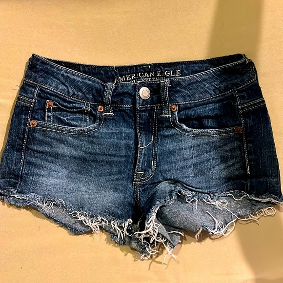 American Eagle Outfitters Shorts - Picture 1 of 3